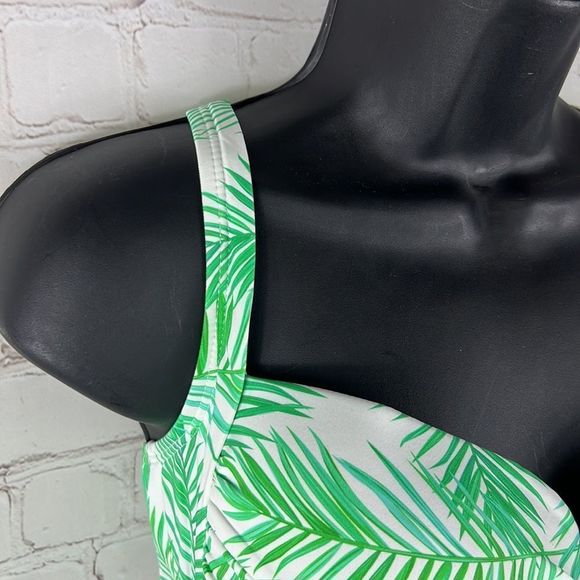 Women’s Green Palm Print One Piece Swimsuit Size XL NWT True to size - Picture 3 of 9